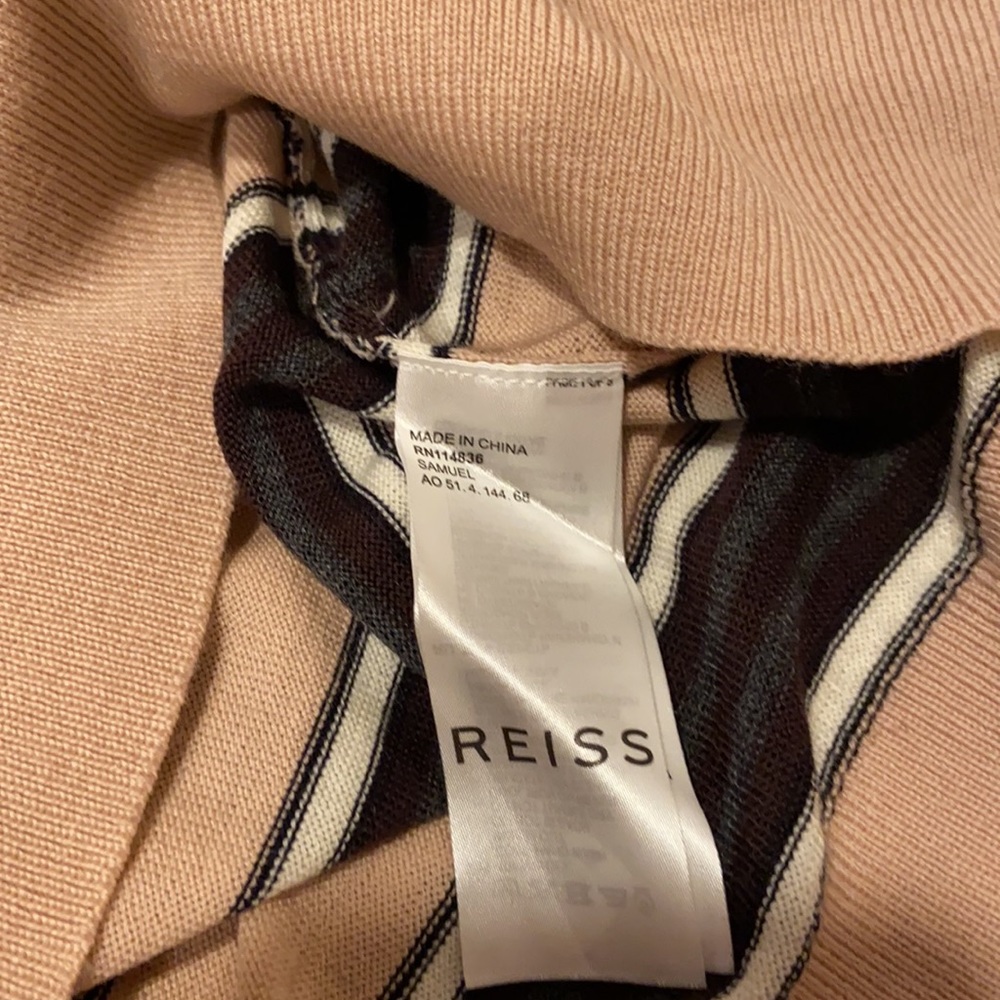 Reiss - Picture 8 of 9
